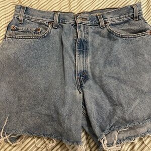 Vintage 550 Levi Jean shorts